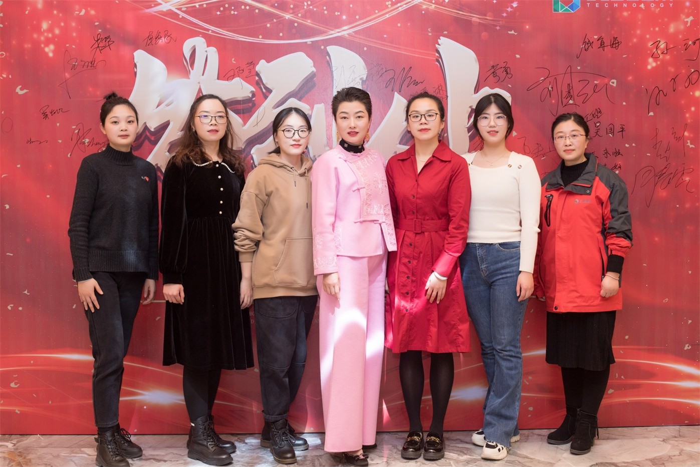 1743042044945320.jpg 669eda4bd66935c6d829d810e8ae8a5f.jpg