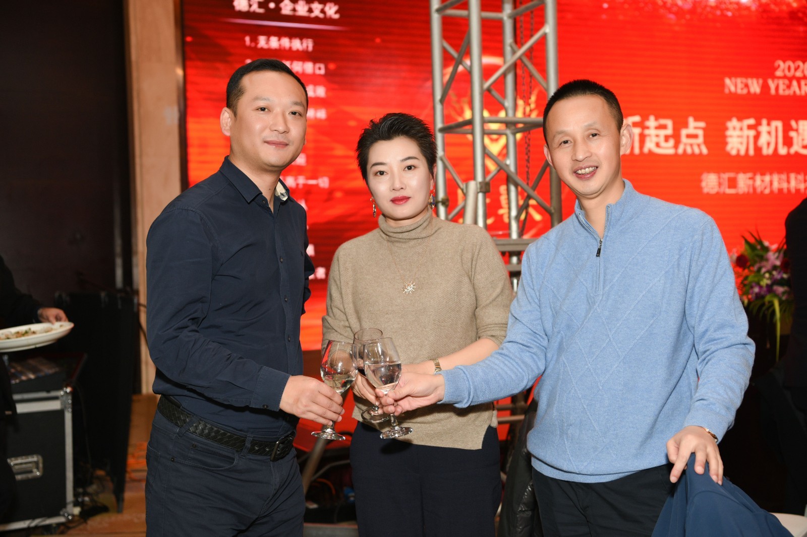 1743132392208578.jpg e8d0044ee78b801c47a342671c542118.jpg