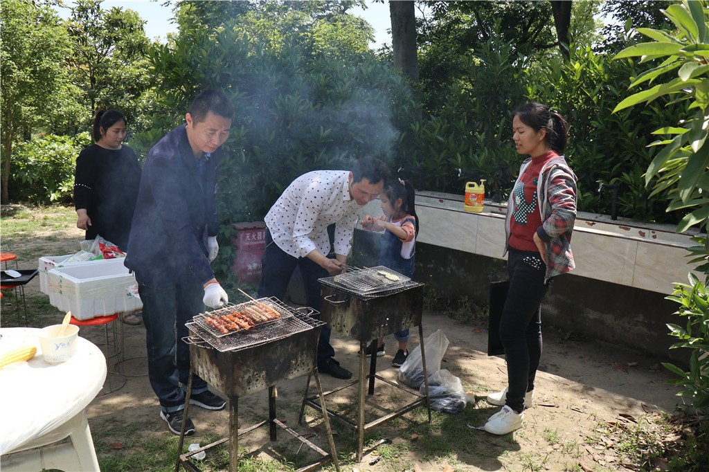 1743139759105312.jpg 1a9e0840d6e1e4728d187e73e55bb700.jpg